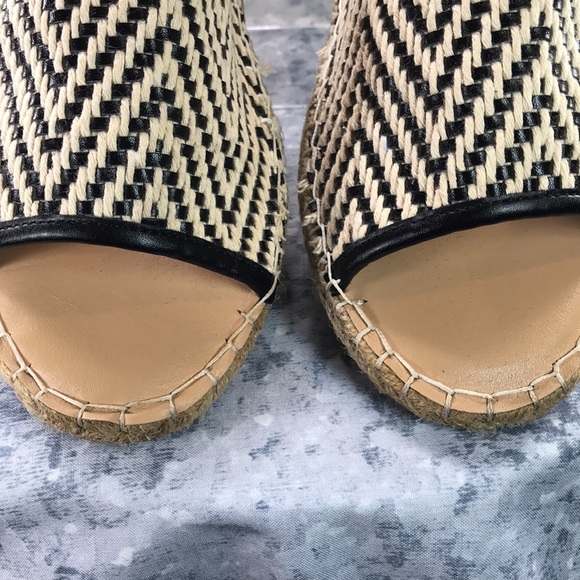 Report Claude Natural & Black Weave Espadrille Slides Women’s 9M☀️Like NEW☀️ - Picture 3 of 8